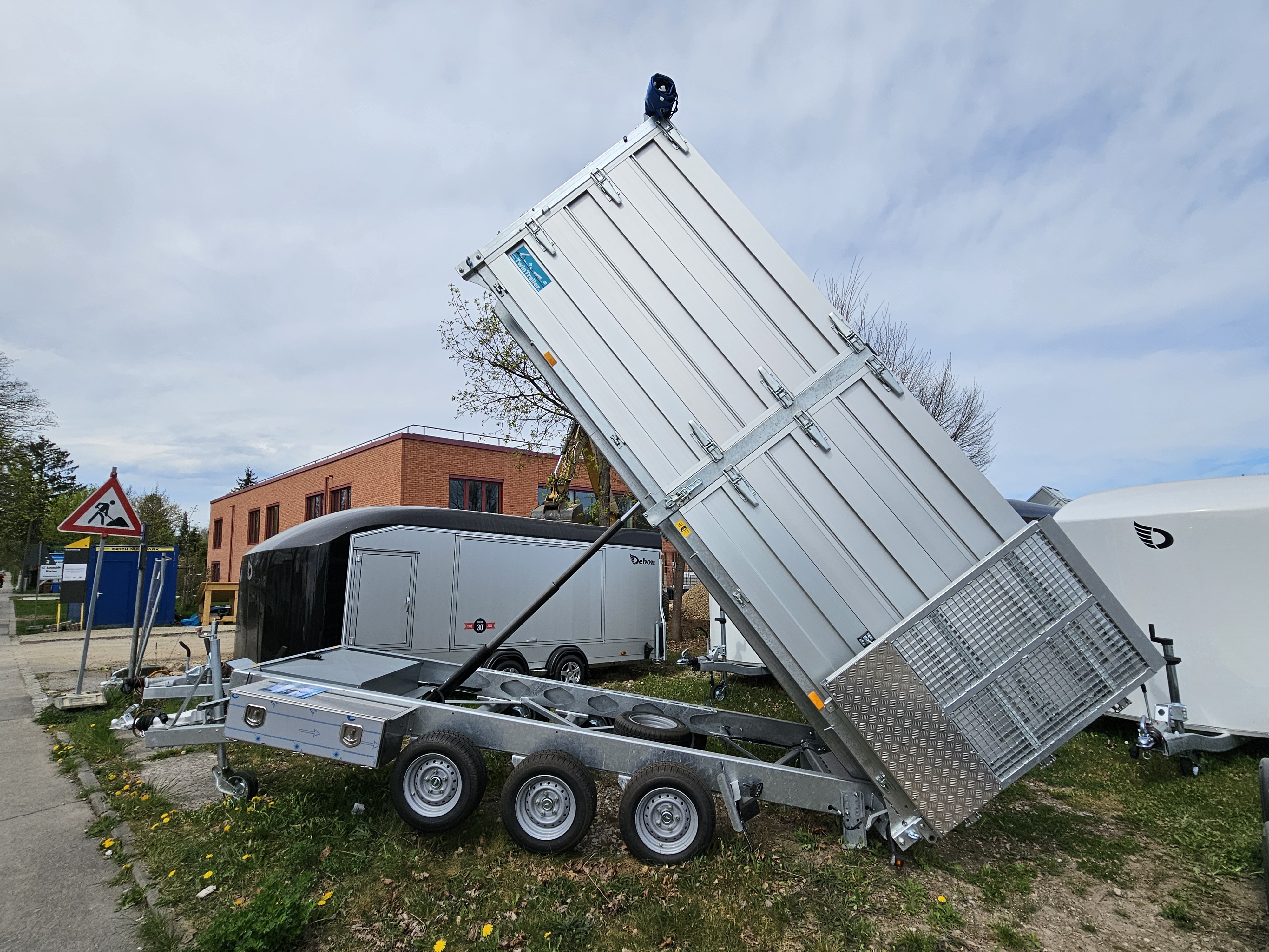 TwinTrailer Kipper 3achser
